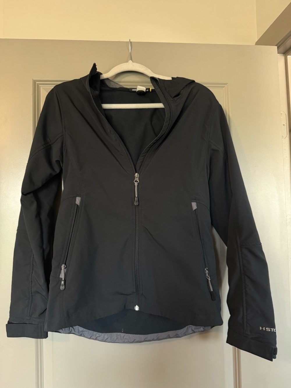 Under Armour Women's Black Hooded Softshell Utility Jacket